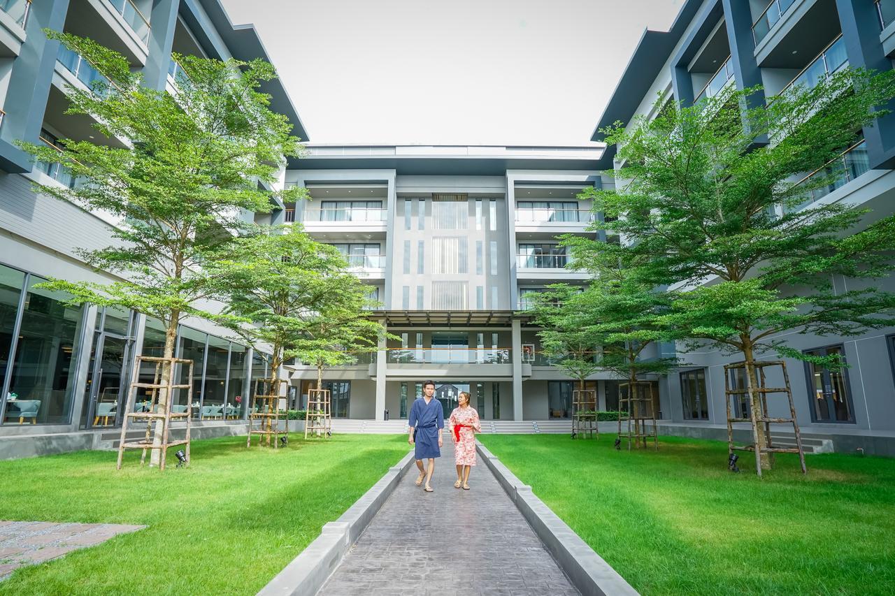 Serenity Hotel And Spa Kabinburi Exterior photo